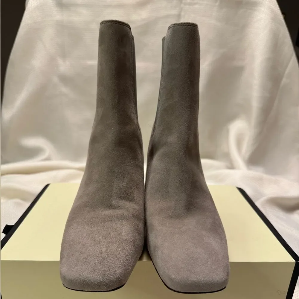 NWOT Vince. Grey suede square toe low block heel Chelsea boots size 7.5 or 38